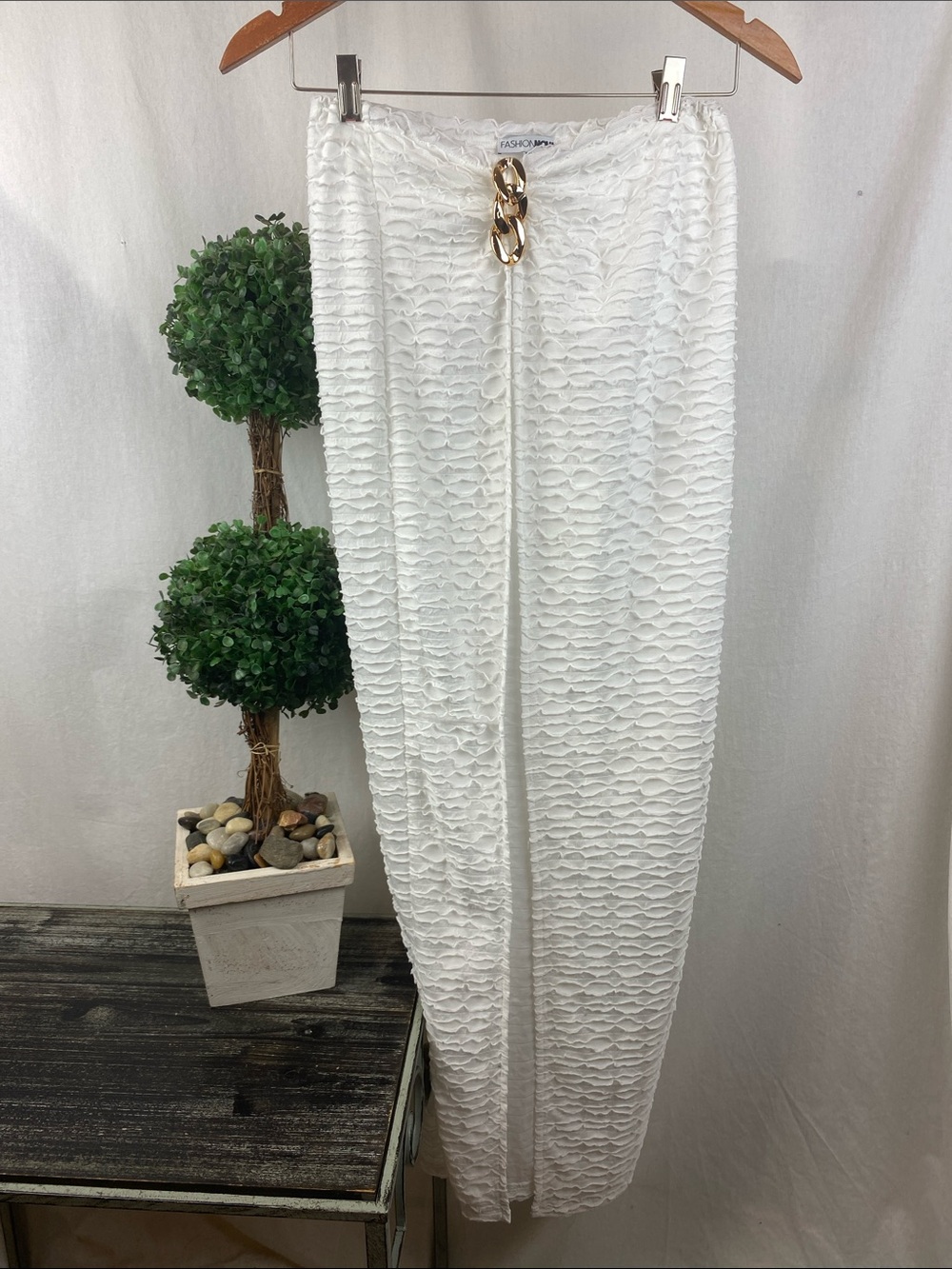 Fashion Nova White Long Maxi Open Front Skirt S